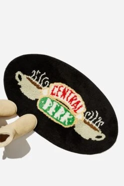 Typo Home Decor Friends Floor Rug -Home Furnishings Shop 1684447 04 3