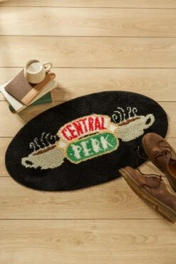 Typo Home Decor Friends Floor Rug -Home Furnishings Shop 1684447 04 4