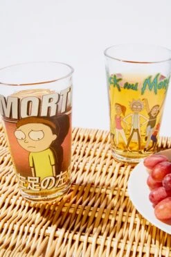 Typo Fun & Games Rick & Morty Glass Tumbler Set Of 2 -Home Furnishings Shop 1684576 09 1