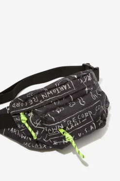 Typo Bags & Totes Basquiat Urban Bum Bag -Home Furnishings Shop 1684983 04 3