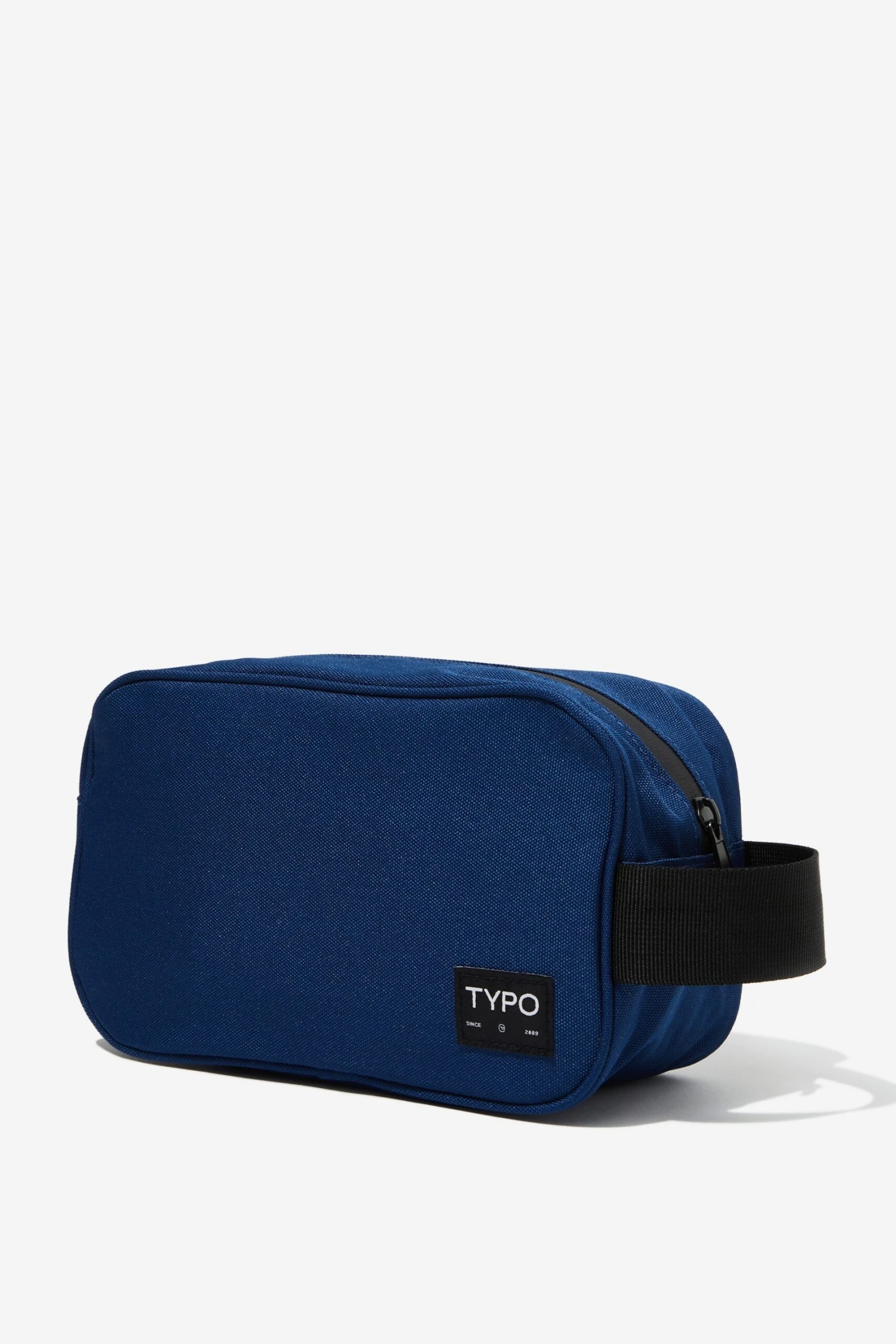 Typo Travel Urban Wash Bag 4 Typo Travel Urban Wash Bag - Image 2