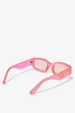 Typo Accessories Olivia Sunglasses -Home Furnishings Shop 1685260 02 3